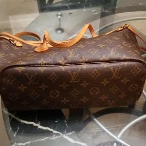 Louis Vuitton Neverfull PM